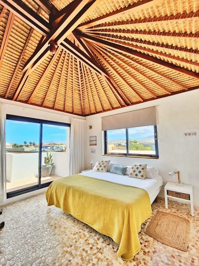 No 23, Bali House 0*, Lajares